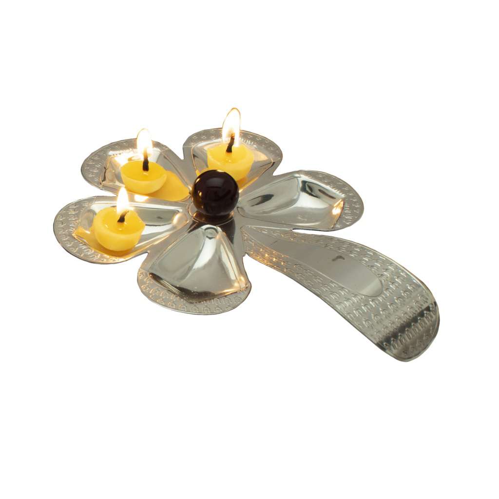 Diya 5 Light Daisy is a silver diya with five scalloped petals forming a daisy shape - white background