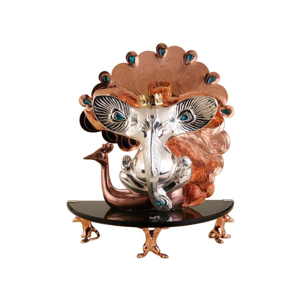 Ganesh Neelkanth sets a sterling silver Ganesha&