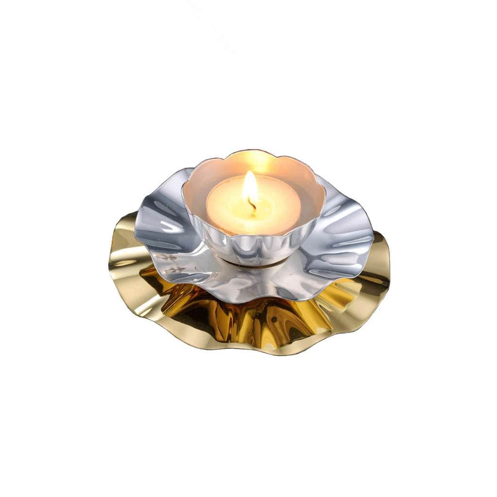 Diya Flare Golden is a silver diya with a softly ruffled, scalloped silhouette – Small