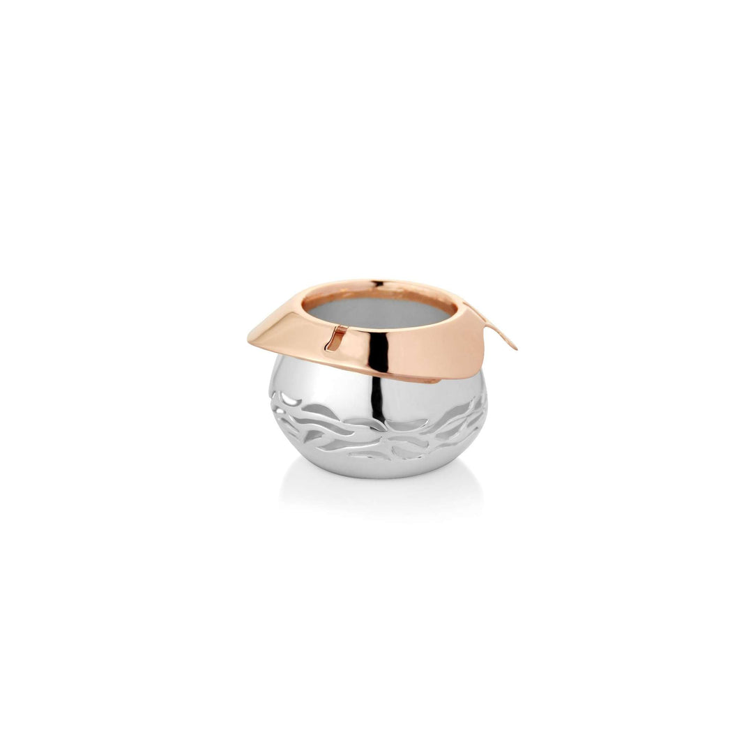 Tealights Holder Lounge rounds into a small bowl-shaped silver tealight holder - white background