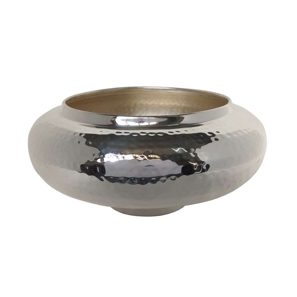 Bowl Hammered Cache covers the entire exterior of this low, wide silver bowl in a genuinely dimpled, hammered-texture surface - white background