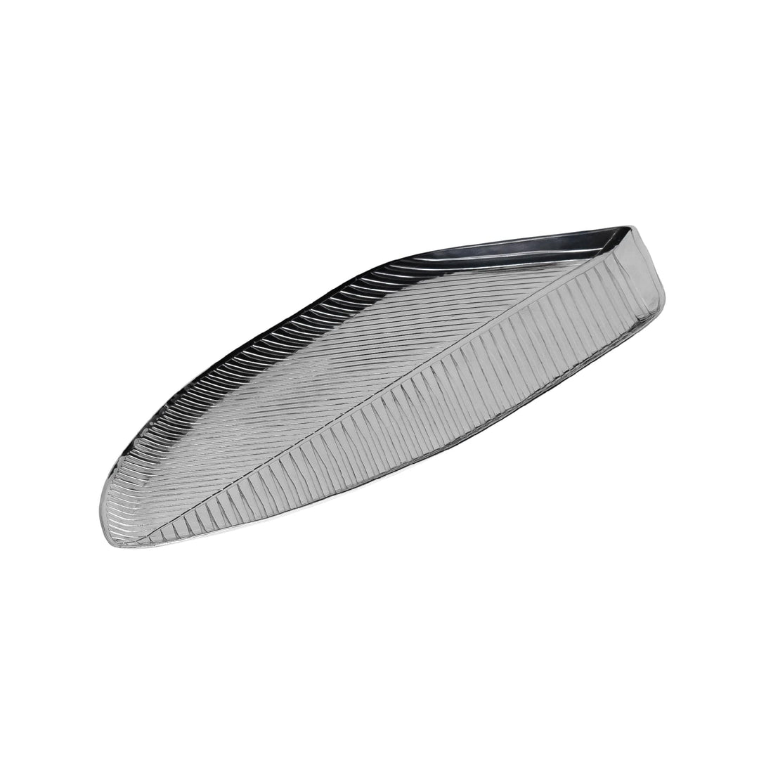 Tray Laureal is a silver tray shaped like a single leaf – Small