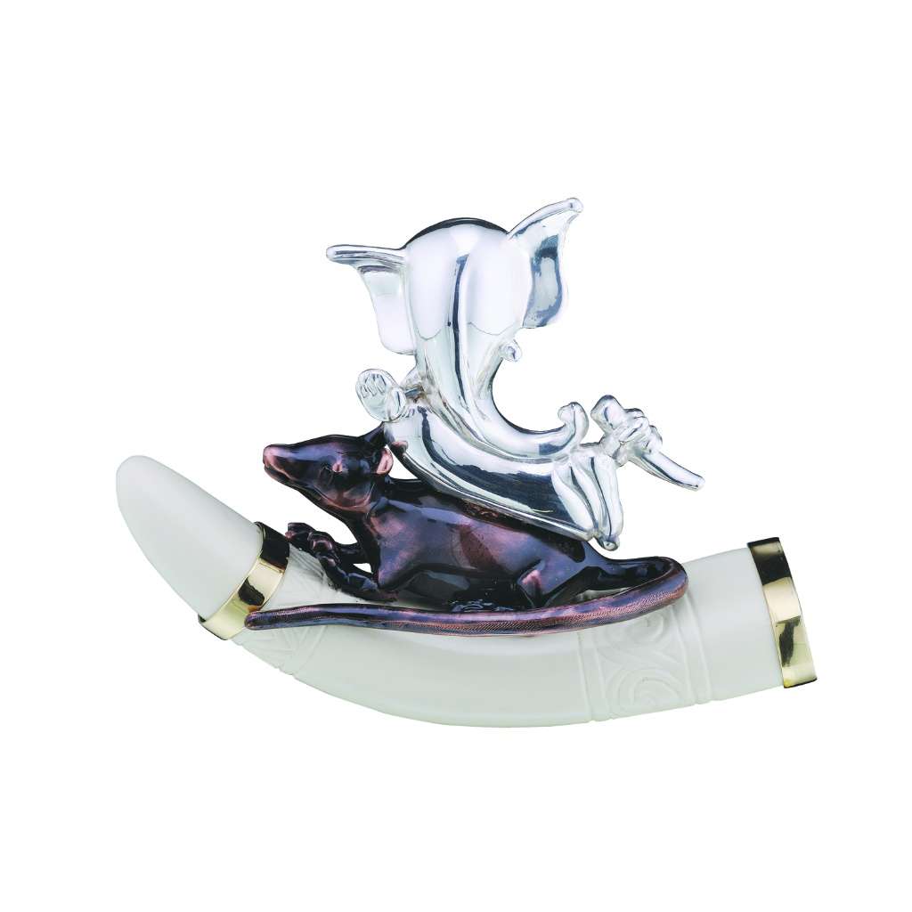 Ganesh Ekdanta takes its name from Ganesha&