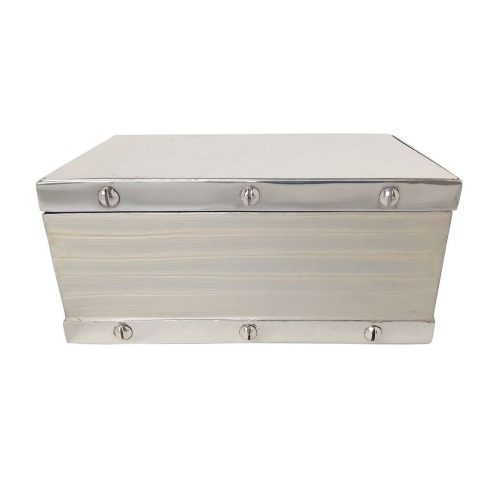 Enamel Box Bolt bands the body of this silver box in soft, pearlescent cream enamel, framed top and bottom by polished rivet trim – Small